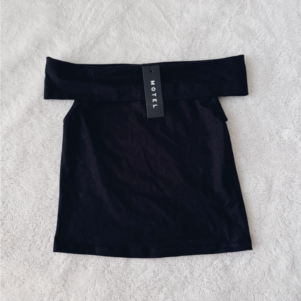 Motel rocks top